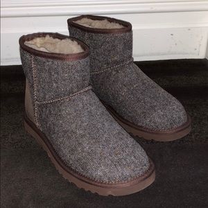 UGG Classic Mini Woolrich Donegal in Brown, 8 US